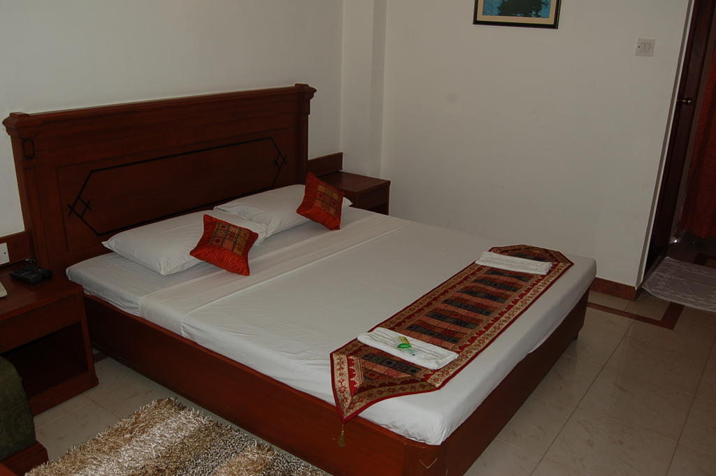 Hotel Kanishka Phg Bengalúr Pokoj fotografie