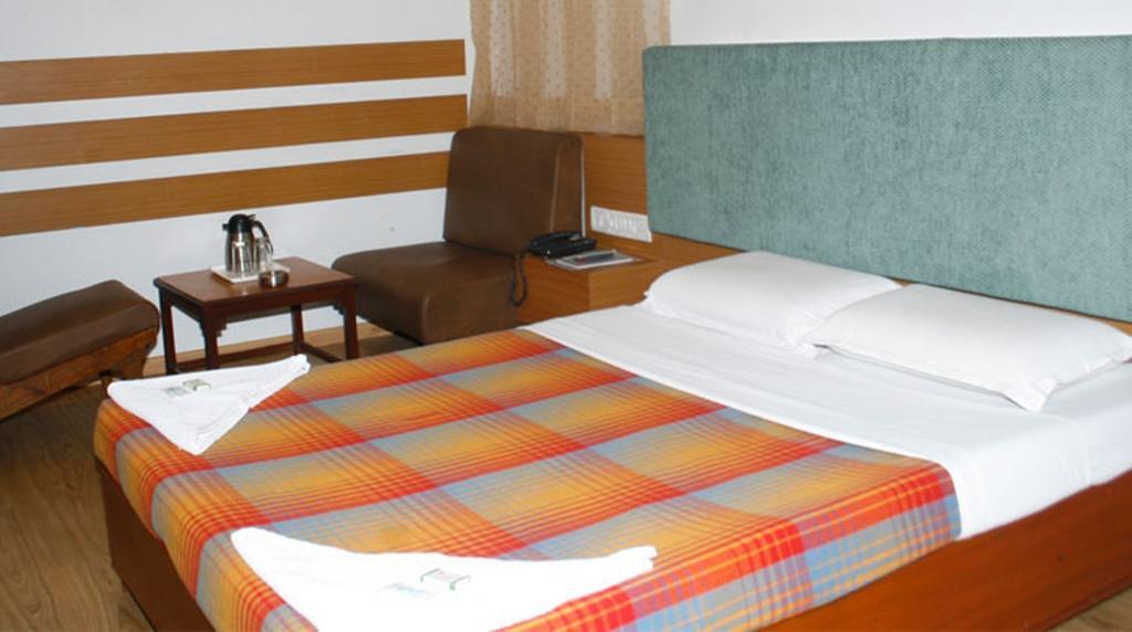 Hotel Kanishka Phg Bengalúr Pokoj fotografie
