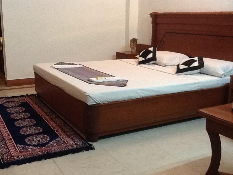 Hotel Kanishka Phg Bengalúr Pokoj fotografie